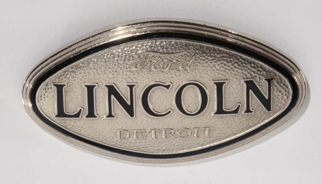 thf150927 Lincoln Automobile Emblem, circa 1922